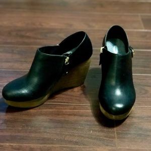 Dr. Scholl’s Wedge Ankle Booties